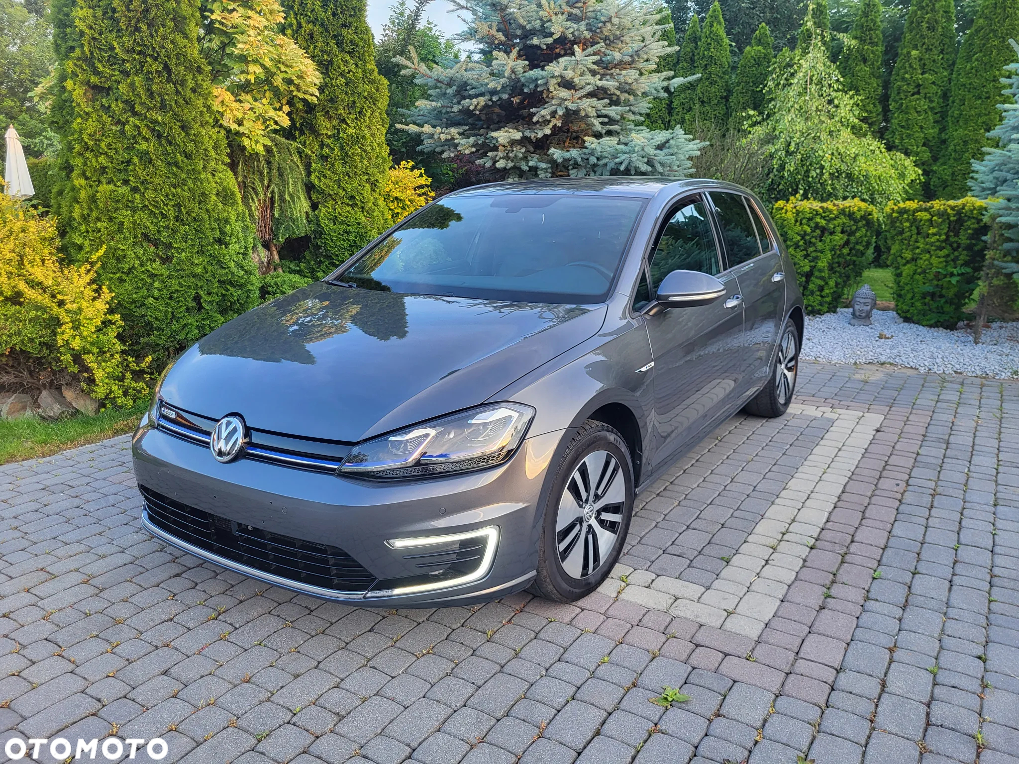 Volkswagen Golf e-Golf - 2