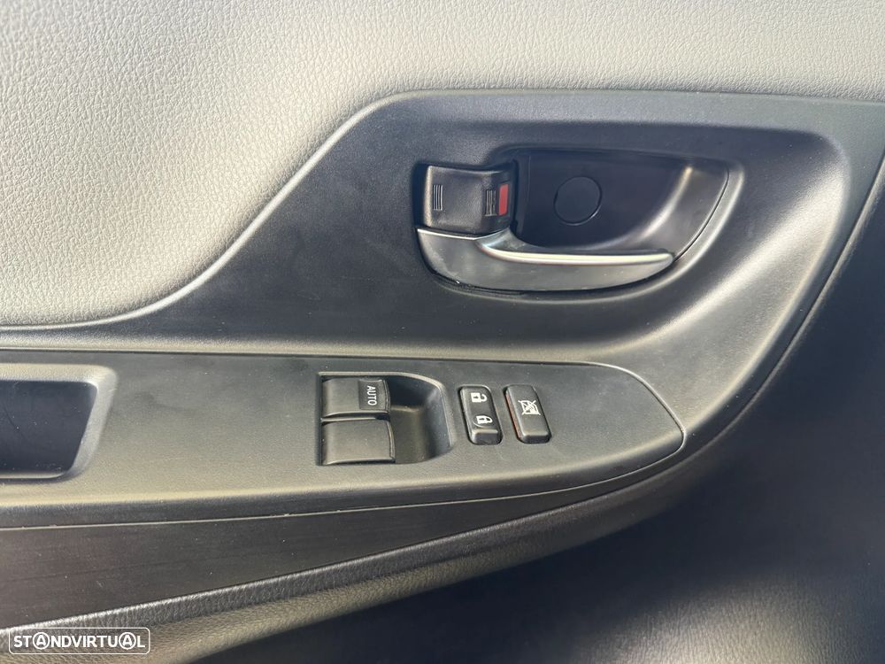 Toyota Yaris 1.0 VVT-i Comfort Plus - 26