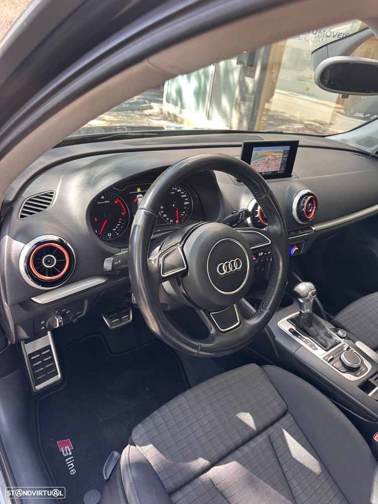 Audi A3 Sportback 1.6 TDI S tronic sport - 14