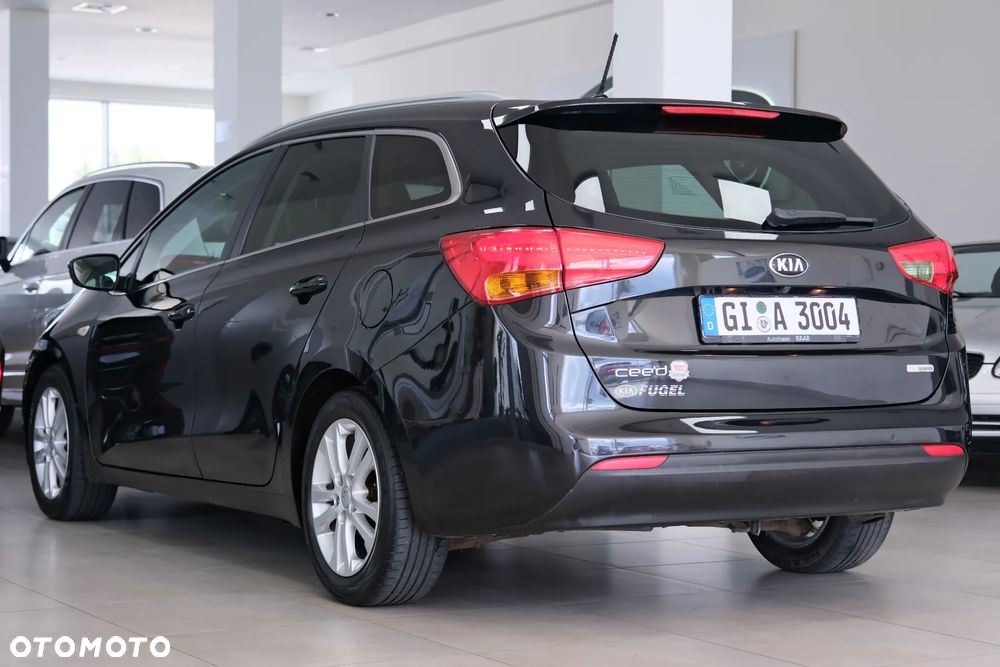 Kia Ceed 1.6 GDI Dream-Team Edition - 8