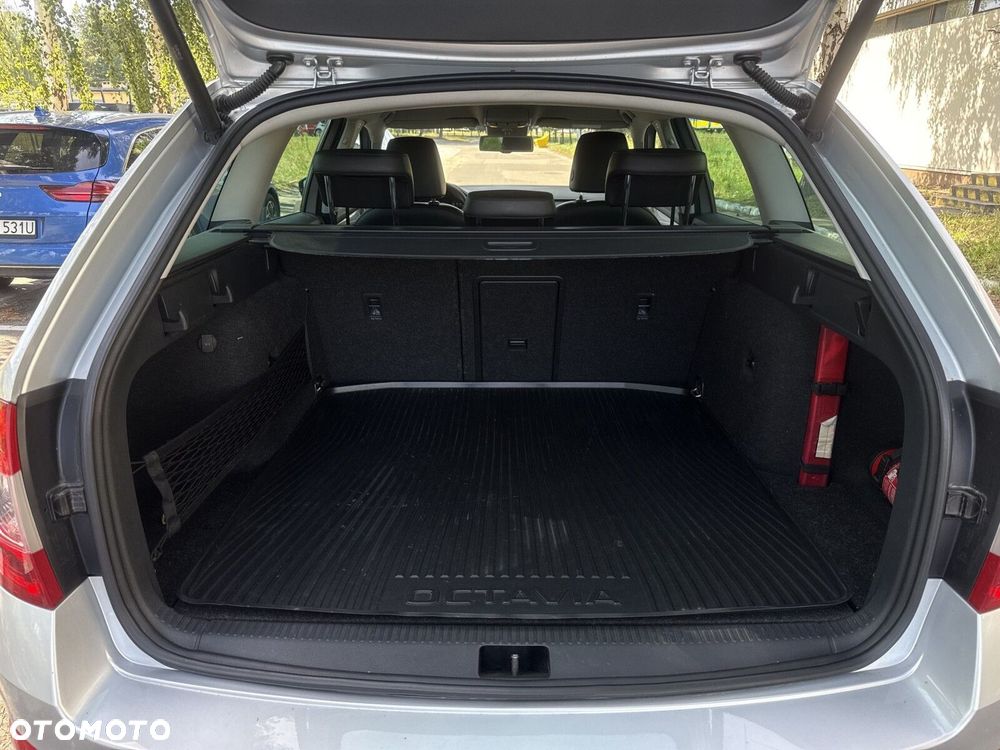 Skoda Octavia 2.0 TDI 4x4 Style DSG - 37