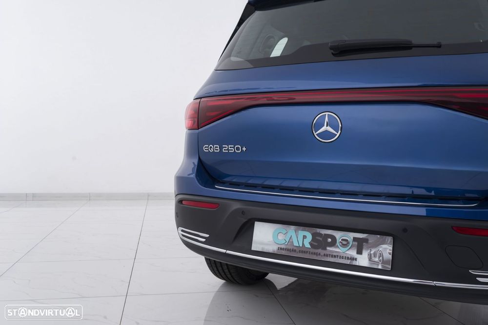 Mercedes-Benz EQB 250+ Edition - 5