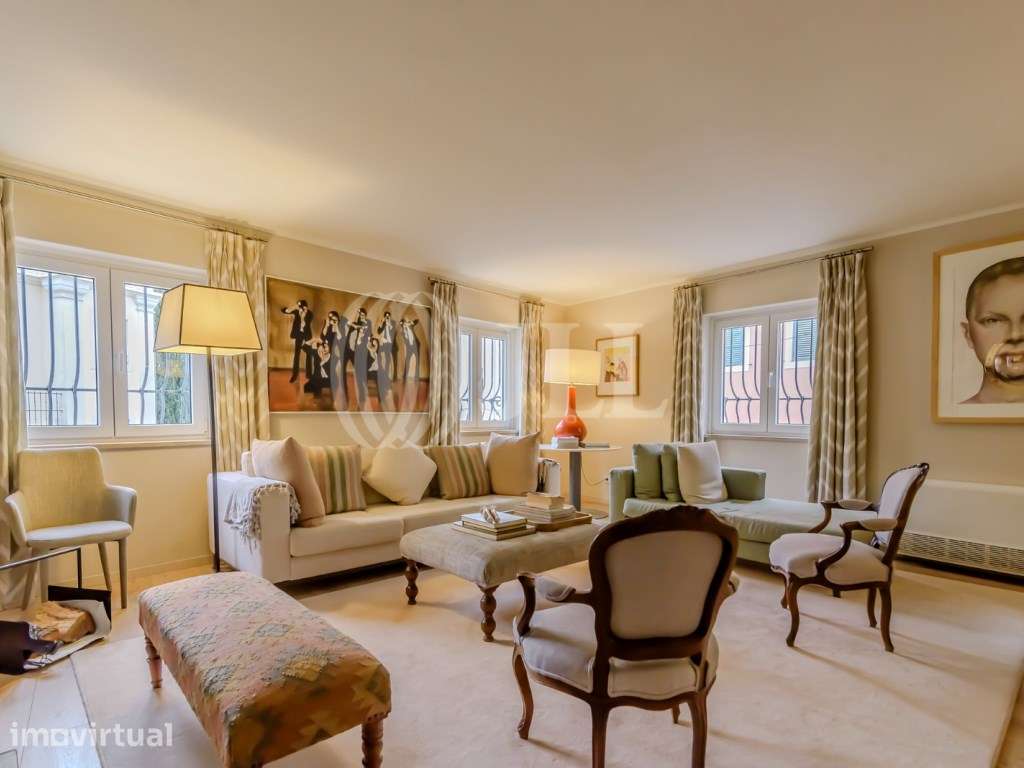 Apartamento T5+1 triplex, na Lapa, em Lisboa - Grande imagem: 4/33