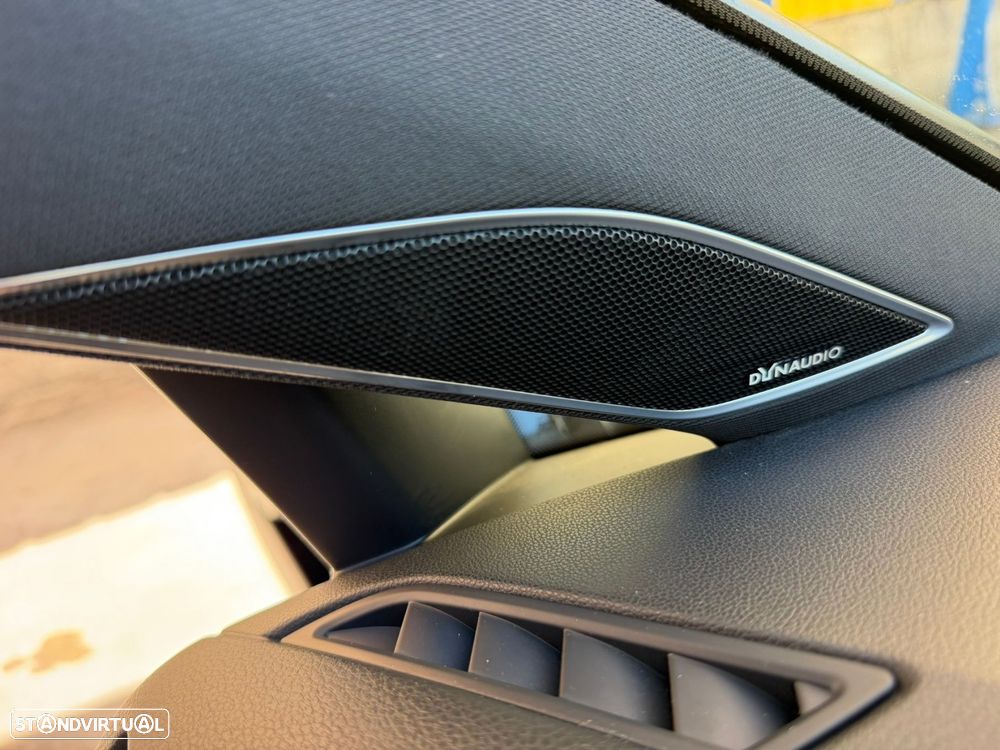 Volkswagen Golf 2.0 TSI GTI DSG Performance — fotografia 18