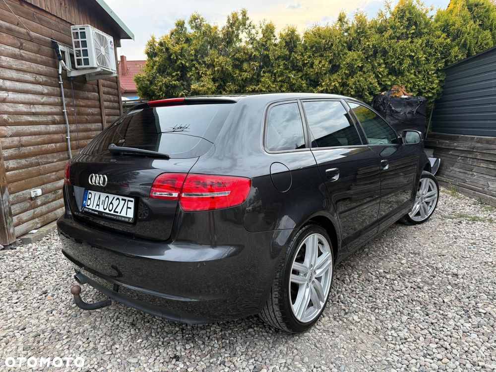 Audi A3 Sportback 1.6 TDI DPF Attraction - 9
