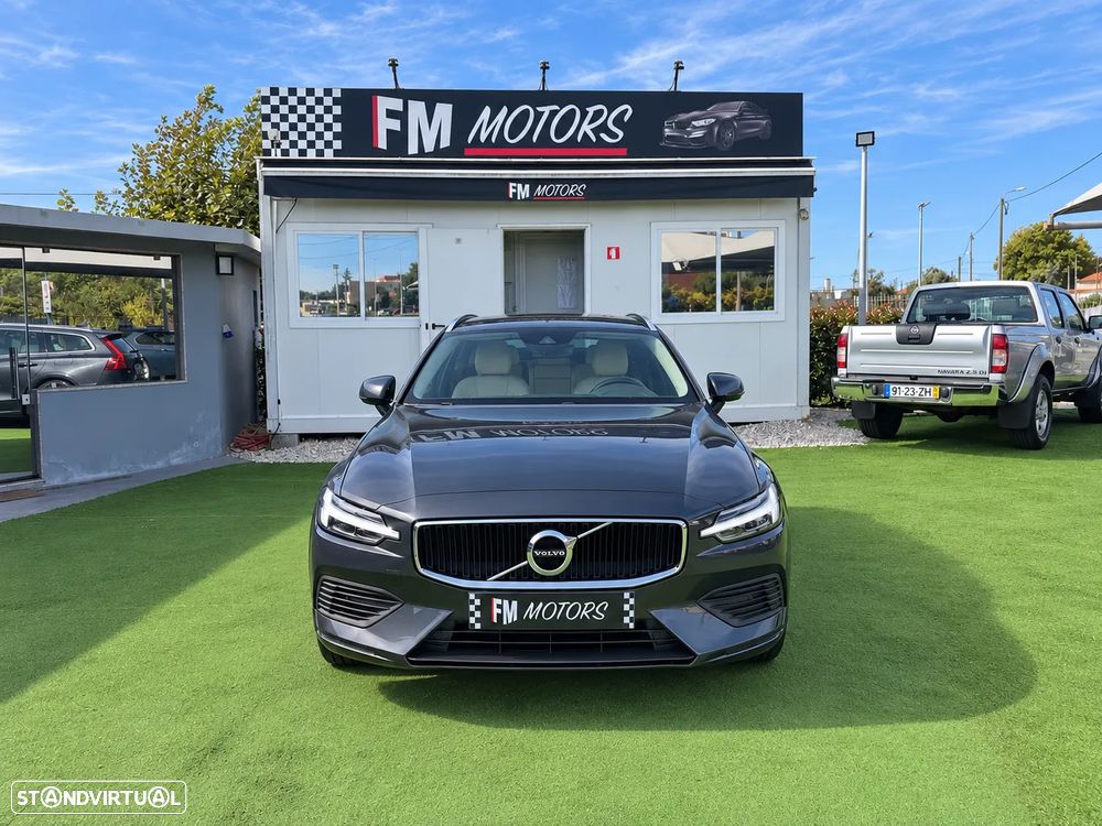 Volvo V60 2.0 T8 AWD TE Momentum Plus - 5
