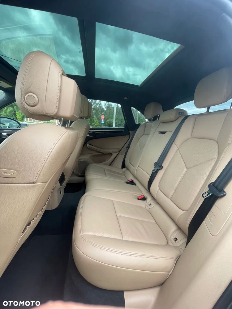 Porsche Macan Standard - 19