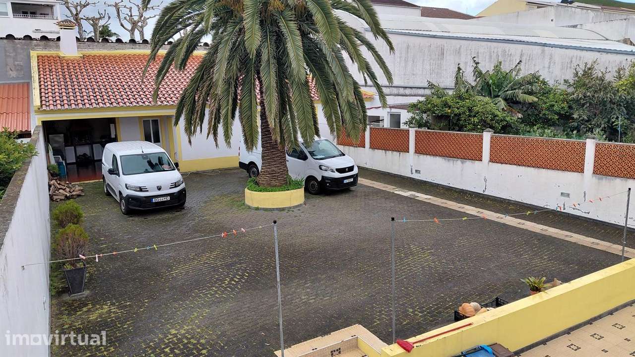 Moradia T4 Geminada - Grande imagem: 3/5