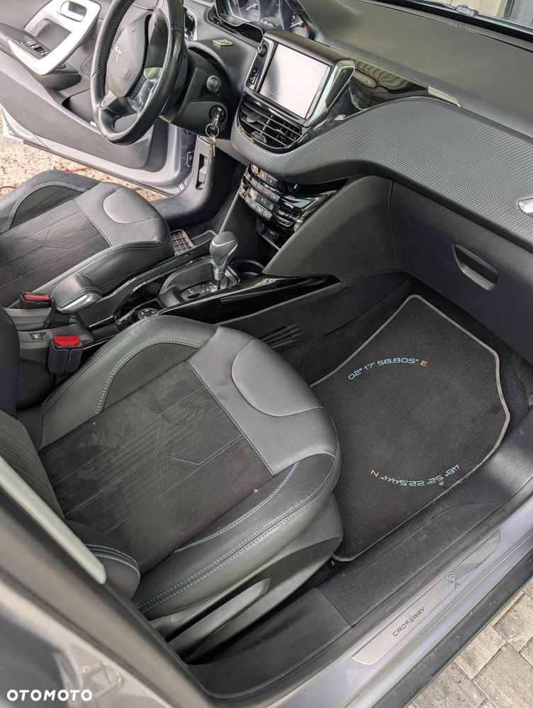 Peugeot 2008 PureTech 110 Stop&Start EAT6 Crossway - 12