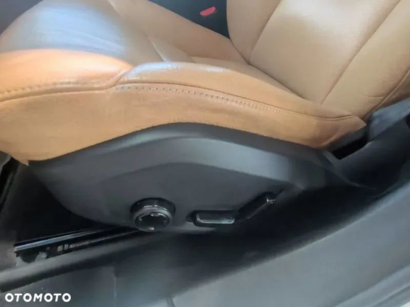 Volvo S90 - 14