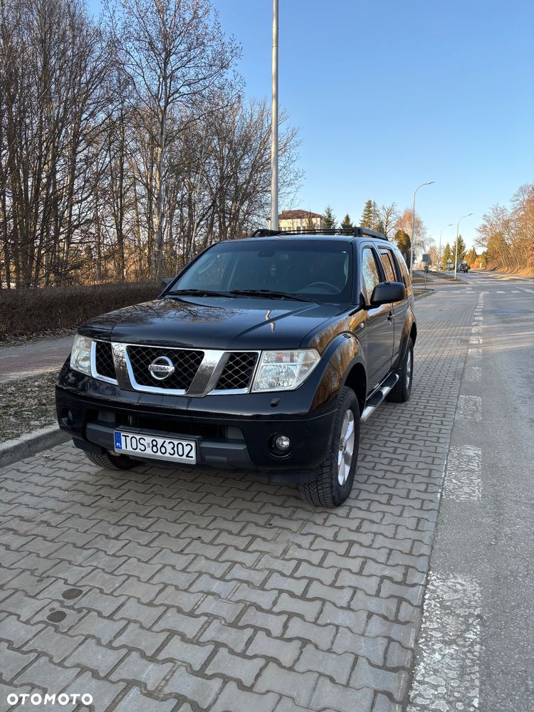 Nissan Pathfinder 2.5 DCi Elegance / LE - 2