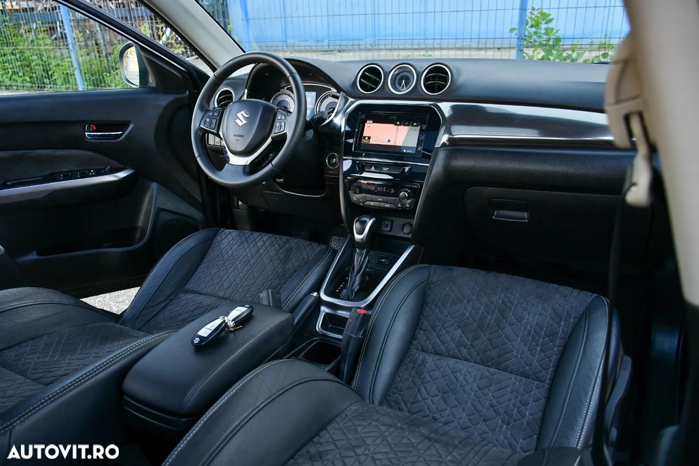 Suzuki Vitara 1.5 HEV Luxus - 8