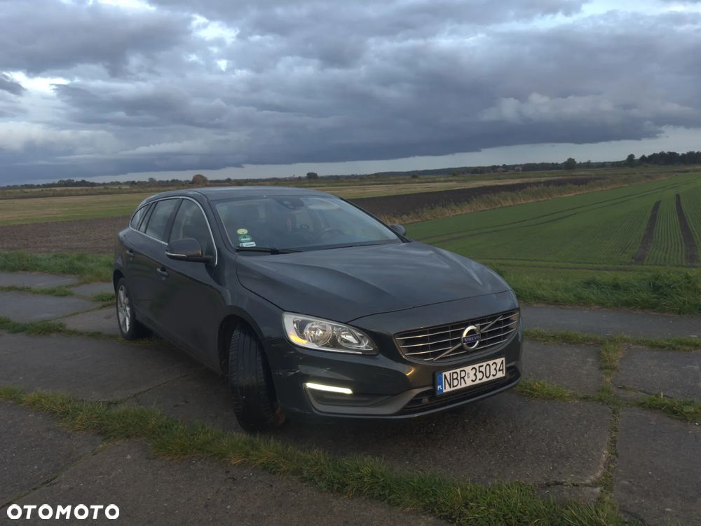 Volvo V60 2014 photo 3