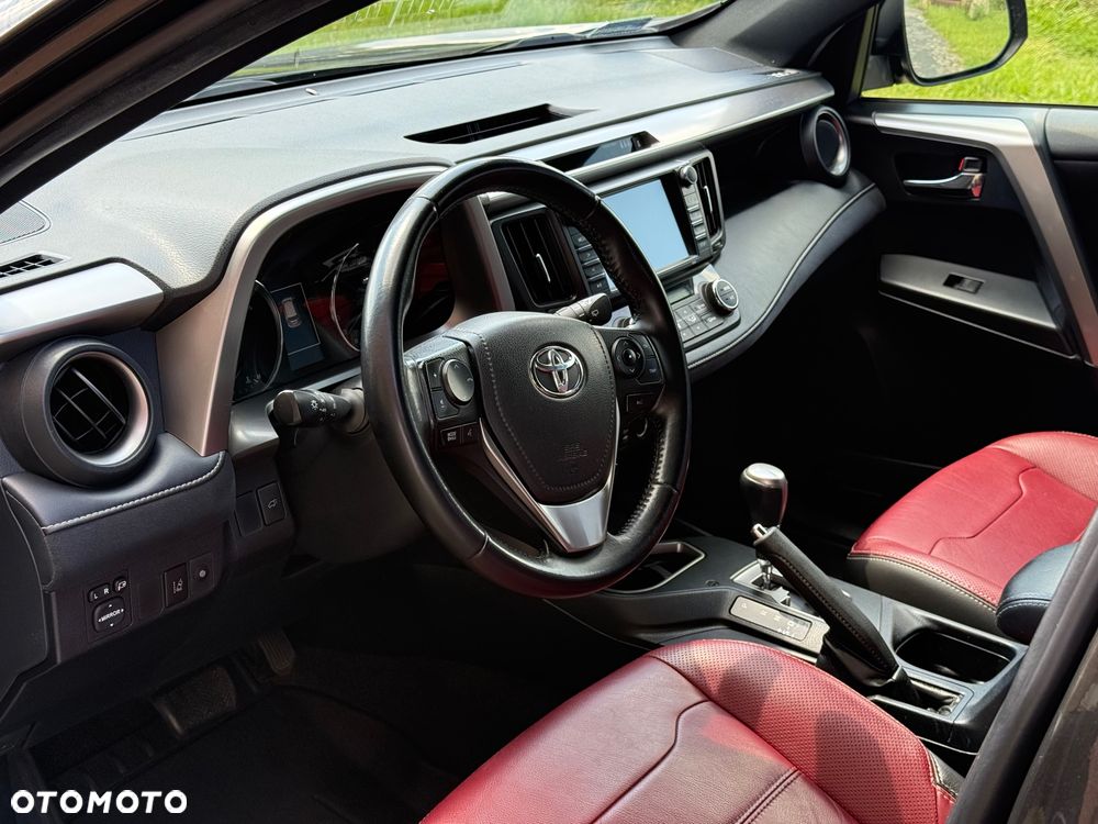 Toyota RAV4 Hybrid Style 4x2 - 12