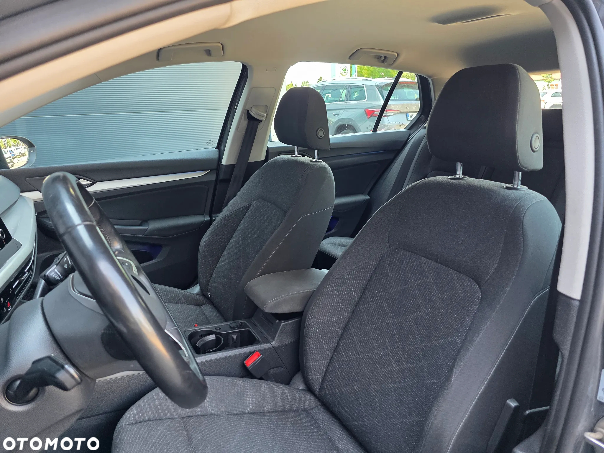 Volkswagen Golf VIII 1.0 TSI Life - 13