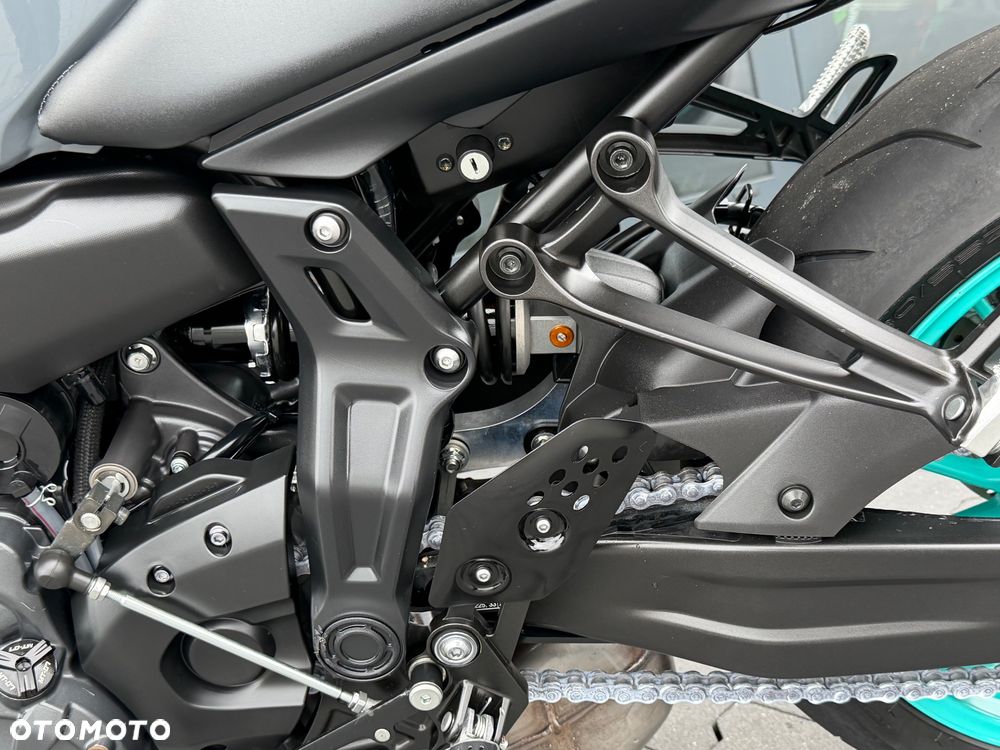 Yamaha MT - 32