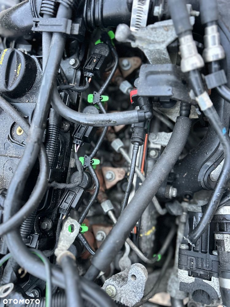 VOLVO V40 II V60 I S60 V70 III S80 II V50 S40 II C30 1.6 D2 SILNIK D4162T 115ps - 4