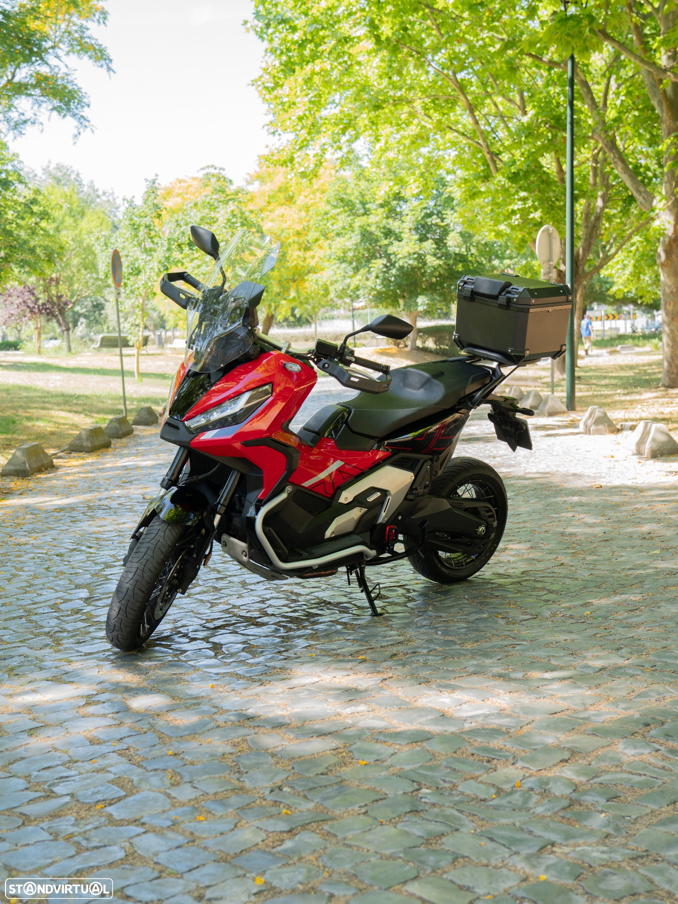 Honda ADV - 4