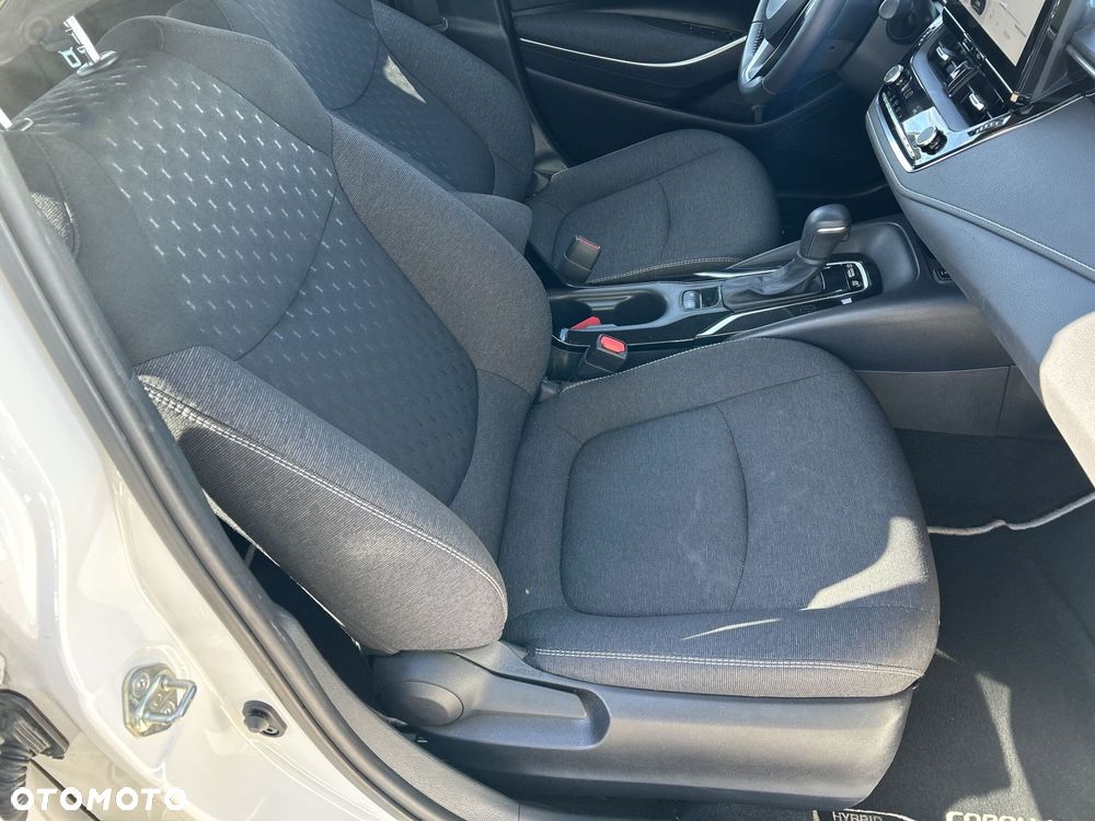 Toyota Corolla 1.8 Hybrid Comfort - 18