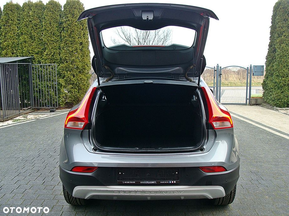 Volvo V40 Cross Country D2 Geartronic Momentum - 27