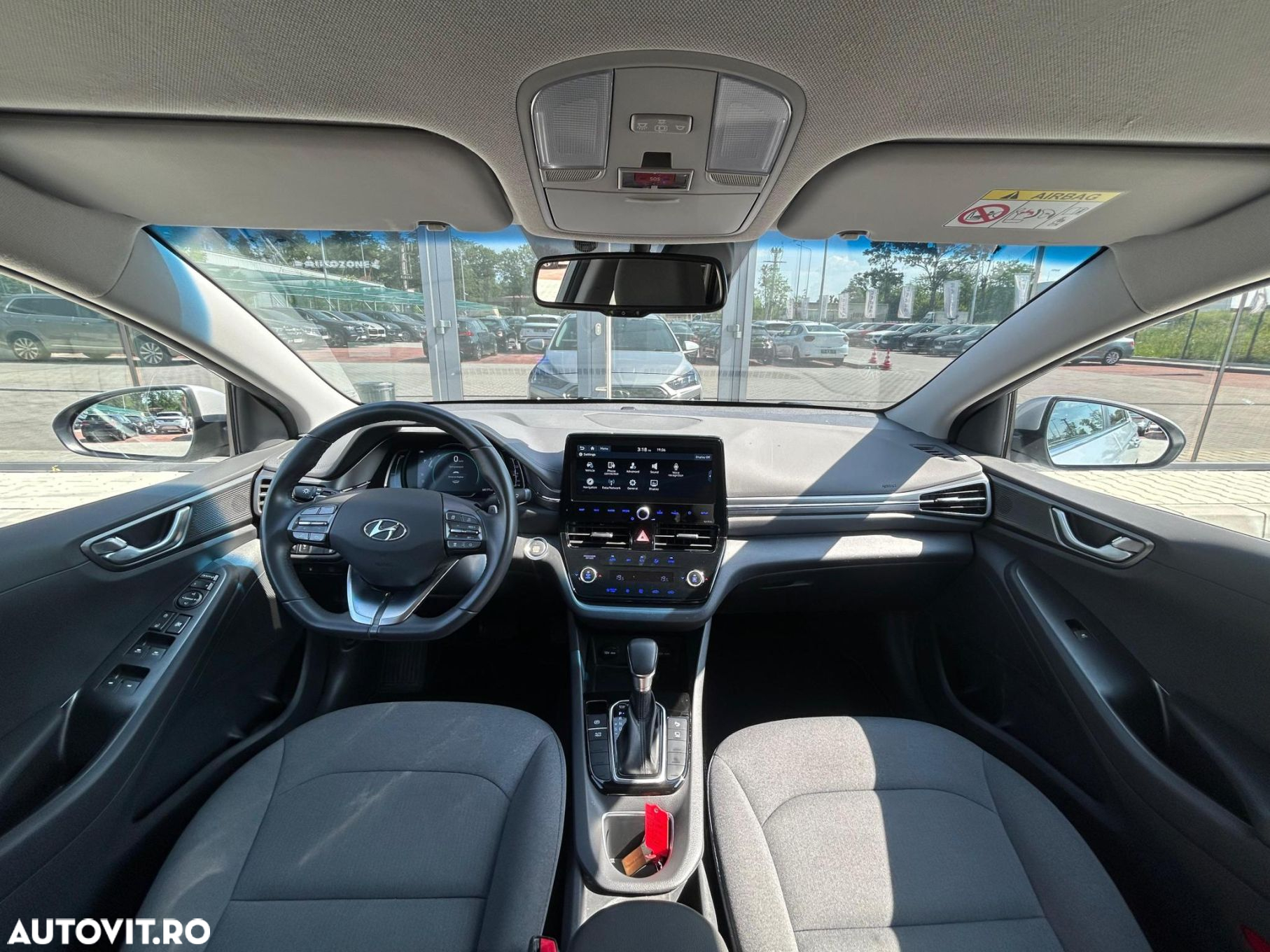 Hyundai IONIQ Hybrid 1.6 GDI - 13