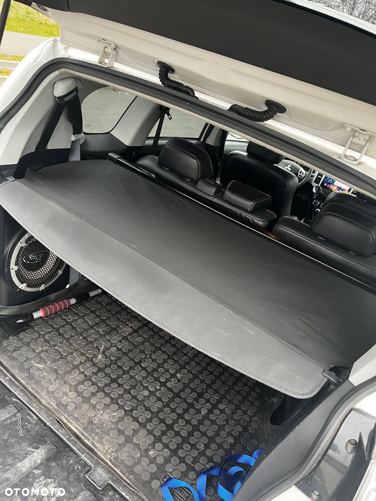 Mitsubishi Outlander 2.2 DID Intense + EU5 - 17