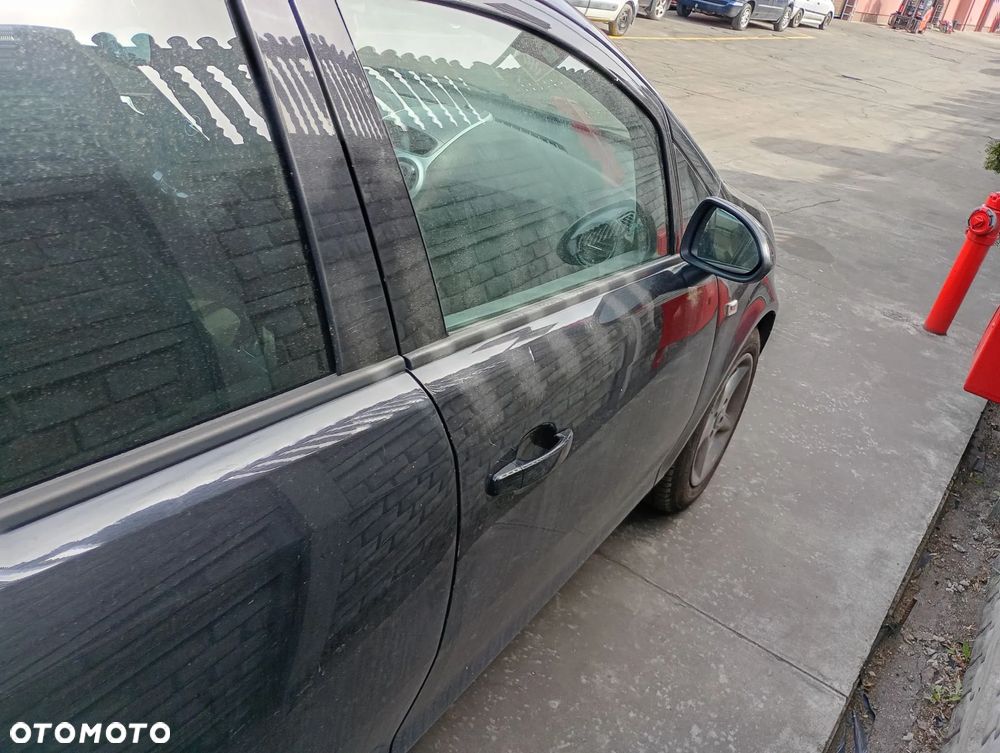 OPEL CORSA D 06-11 1.2 16V Z12XEP OSŁONA PRZECWSŁONECZNA PRAWA LEWA - 17
