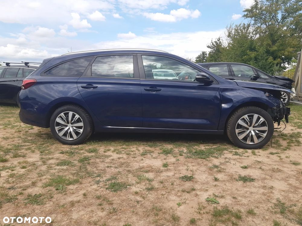 Hyundai i30 1.6 CRDI EDITION 30+ - 3