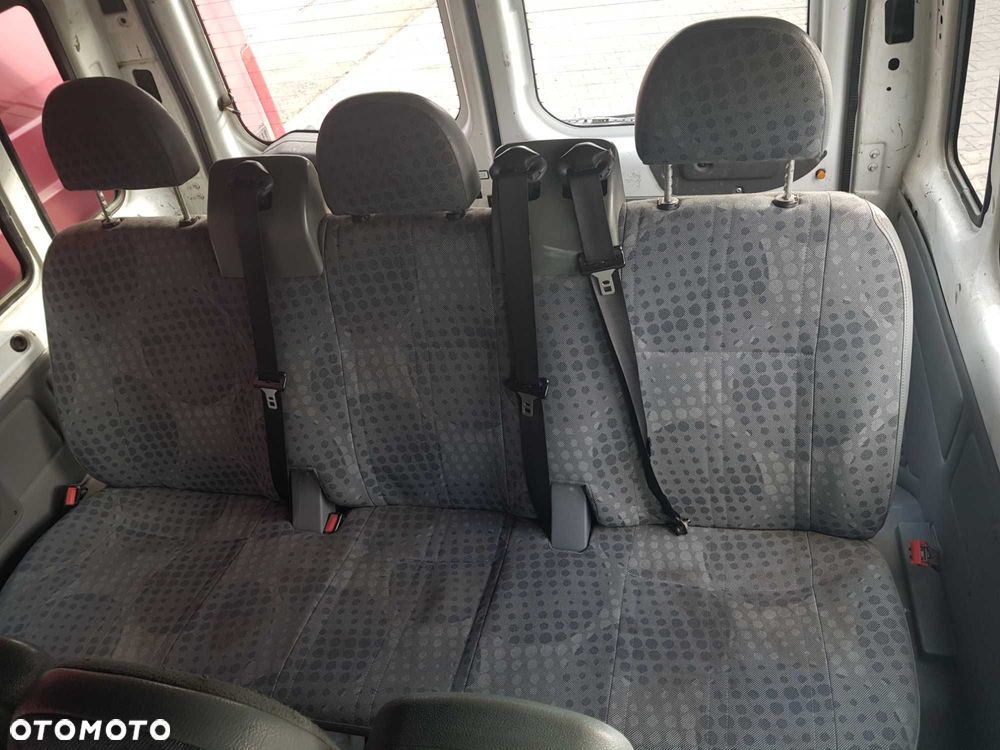 Fotele do Busa. Fotel Ford Transit 2 i 3 rząd - 4