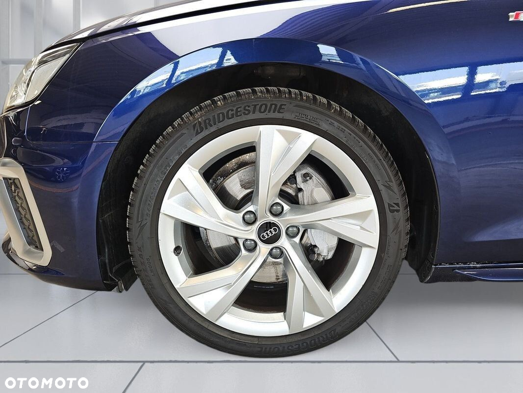 Audi A4 40 TDI S Line S tronic - 11