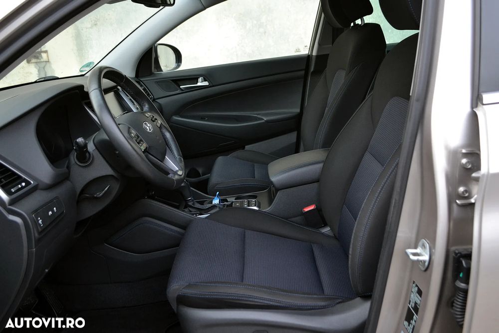 Hyundai Tucson 2.0 CRDI 4WD Automatik Style - 11