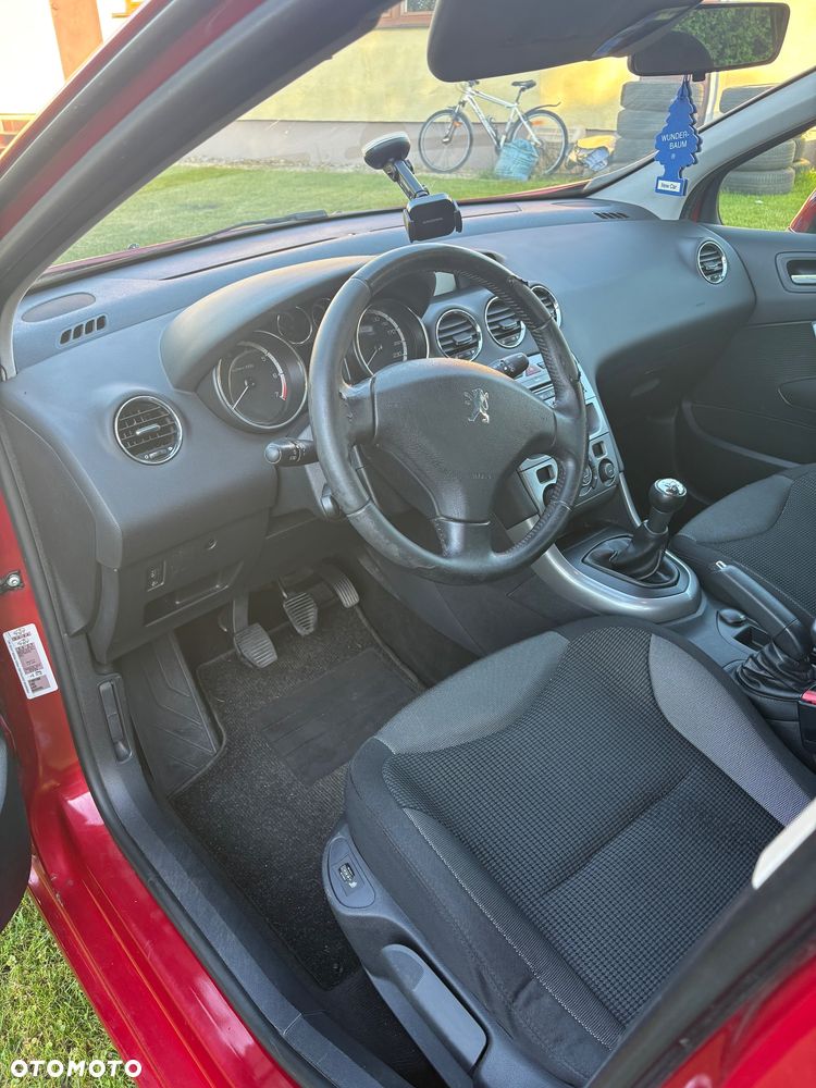 Peugeot 308 120 VTi Family - 6