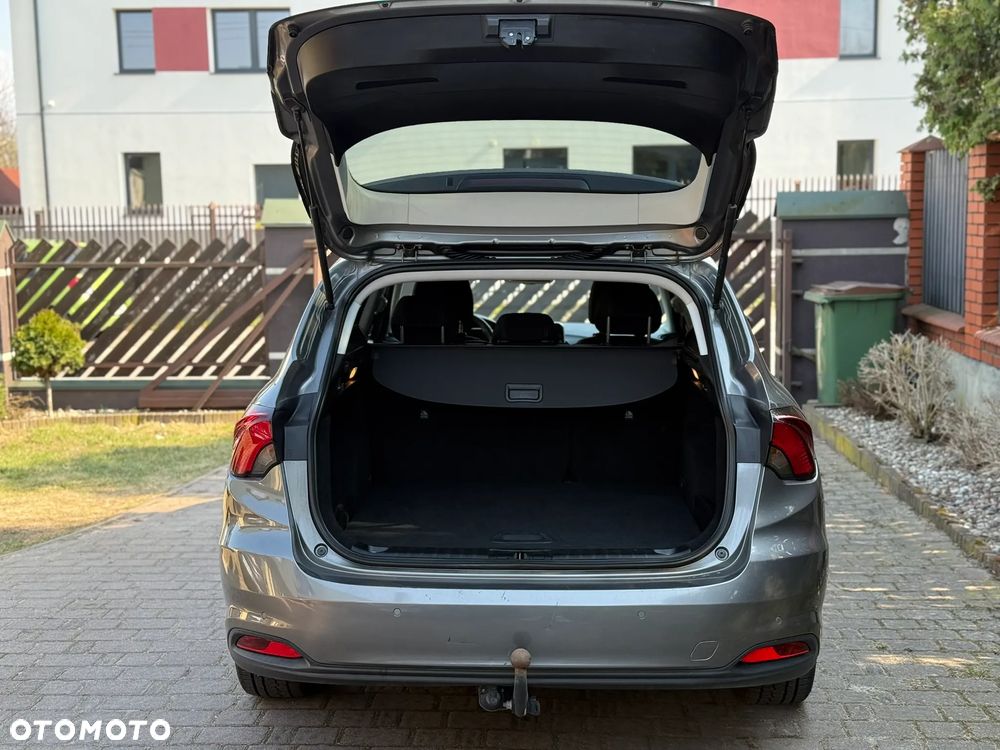 Fiat Tipo 1.6 MultiJet 16v Lounge - 5