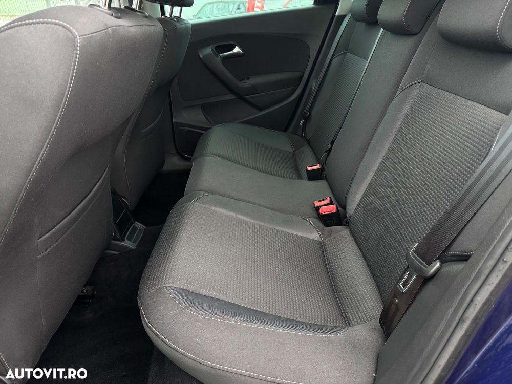 Volkswagen Polo - 12
