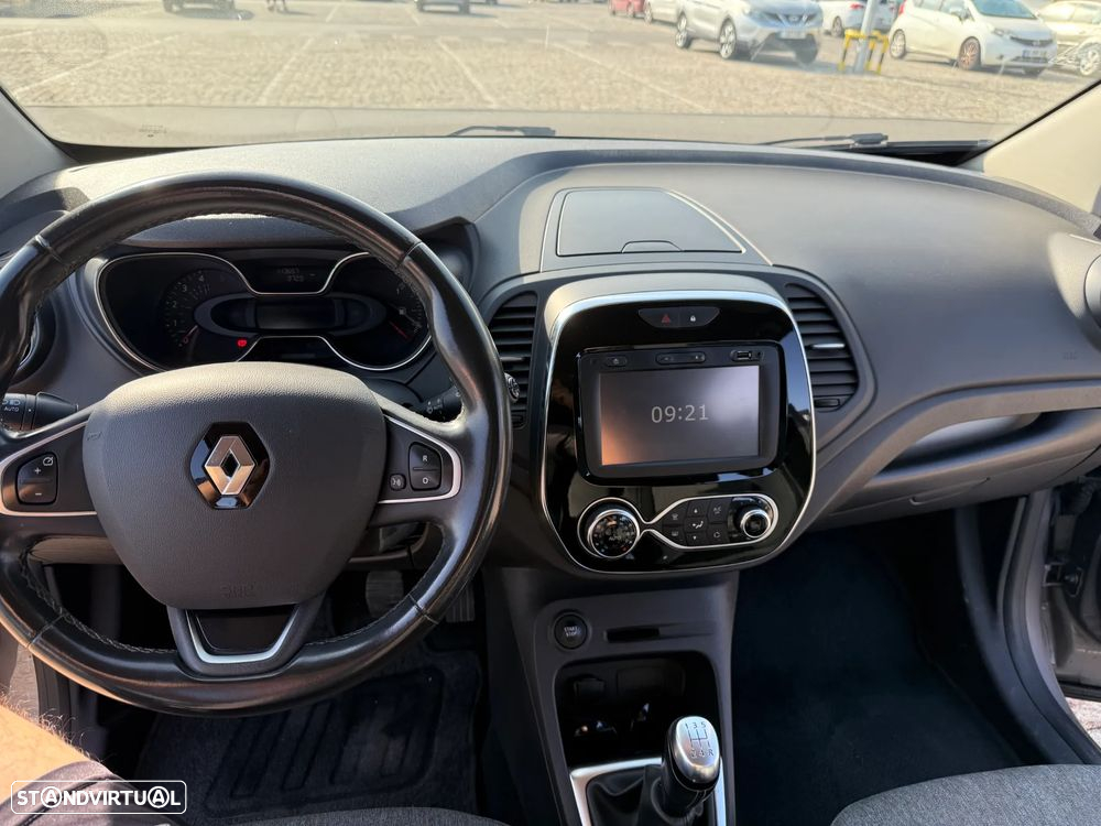 Renault Captur 1.5 dCi Exclusive - 4