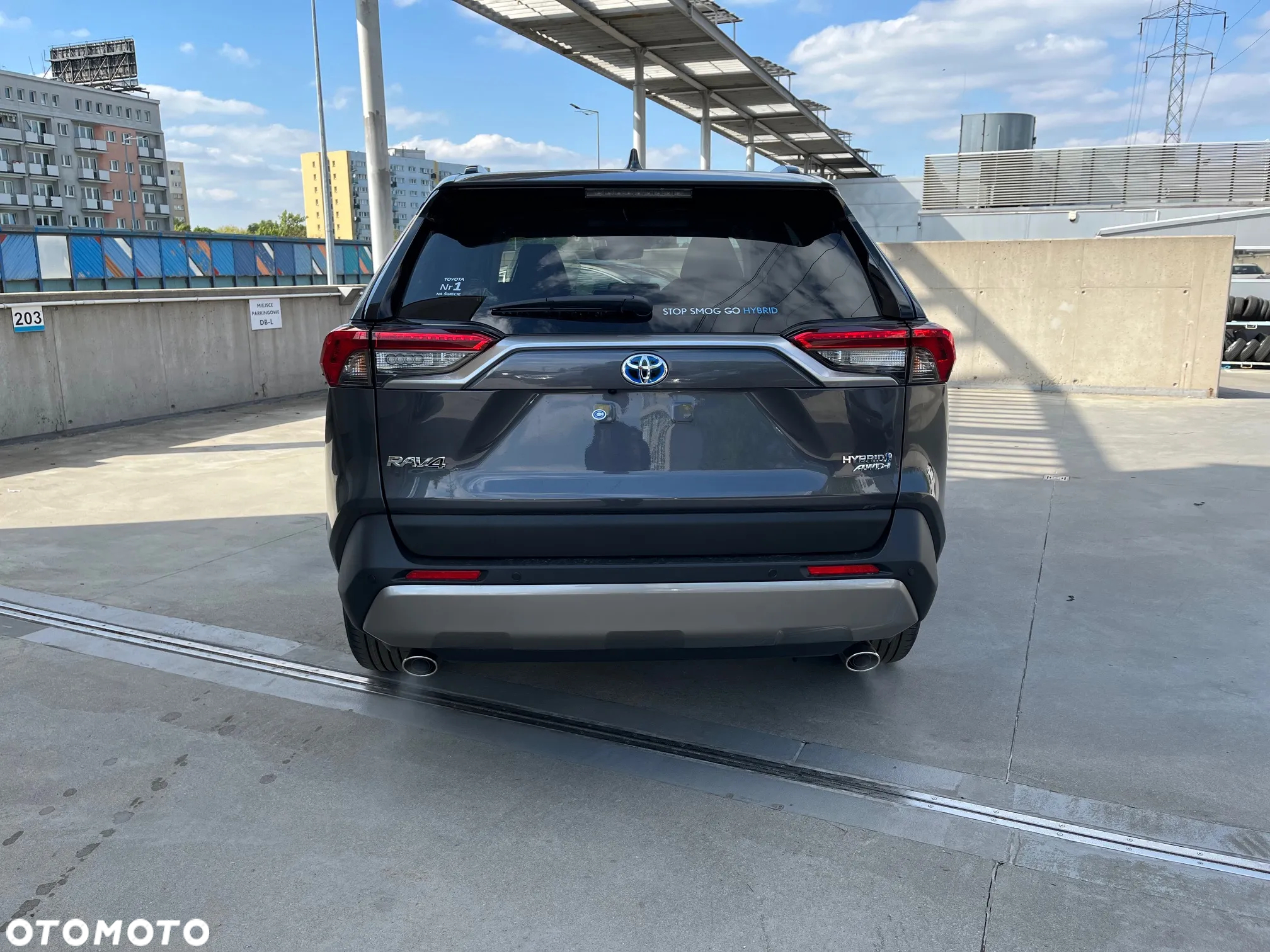 Toyota RAV4 - 6