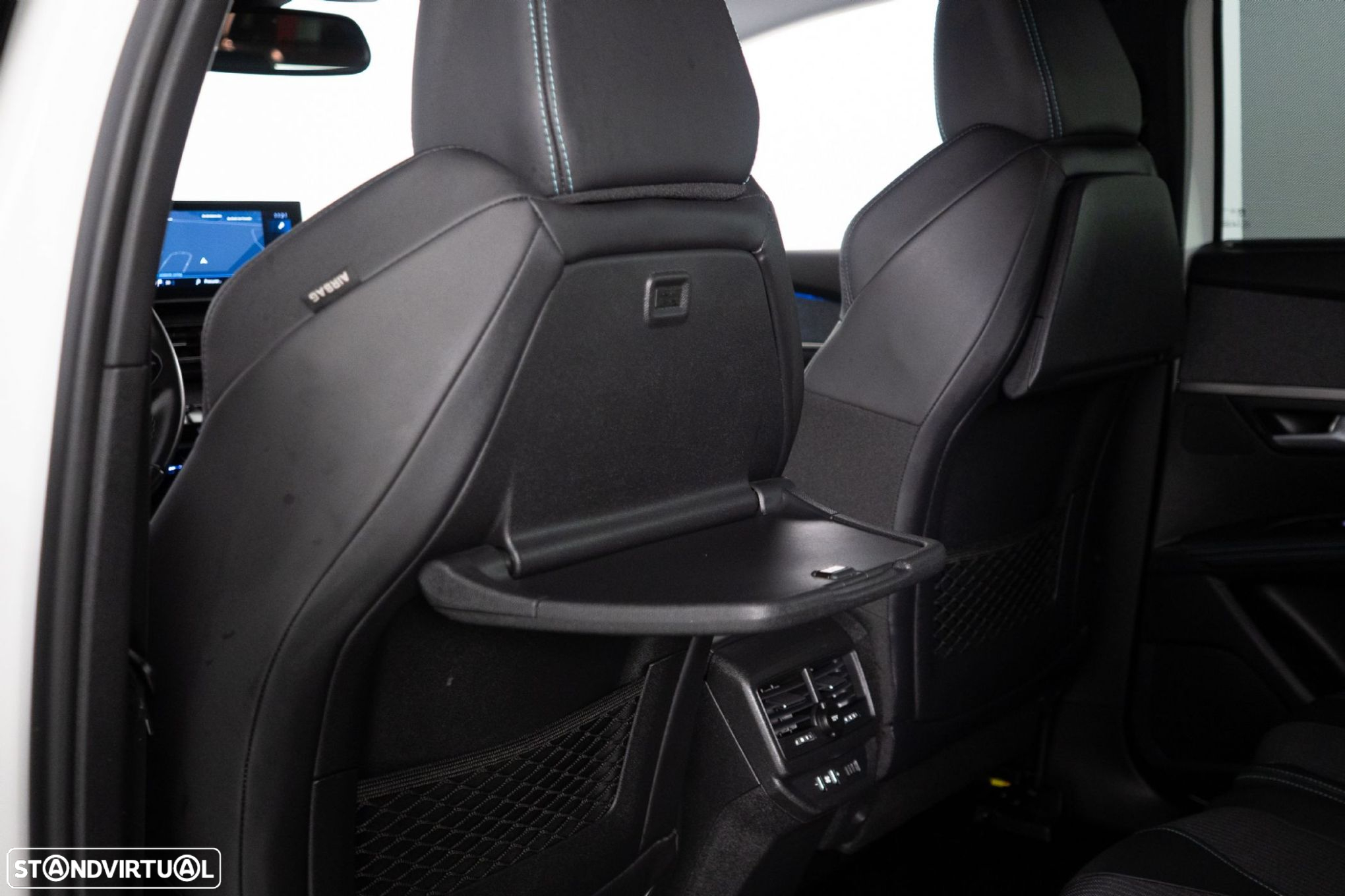 Peugeot 5008 1.2 PureTech Allure EAT8 - 9
