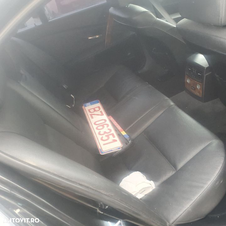 Dezmembram BMW 520 d e60 - 5