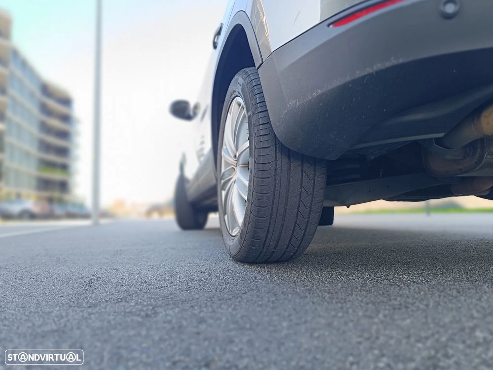 VW Tiguan 2.0 TDI Sport 4Motion Tip. - 40