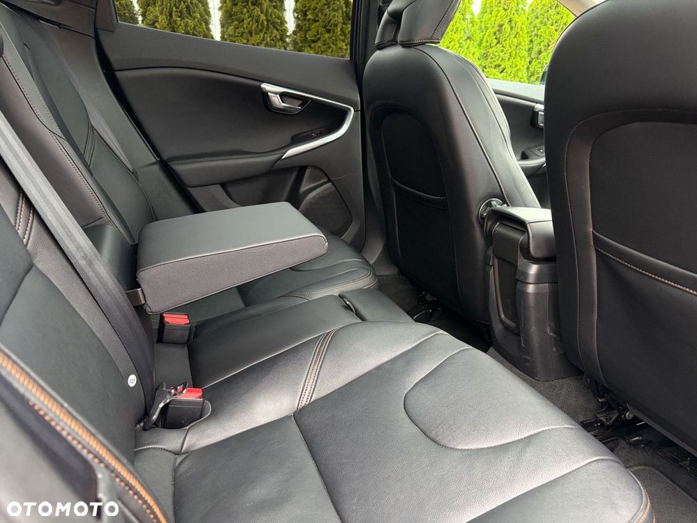 Volvo V40 Cross Country D4 Geartronic Summum - 15