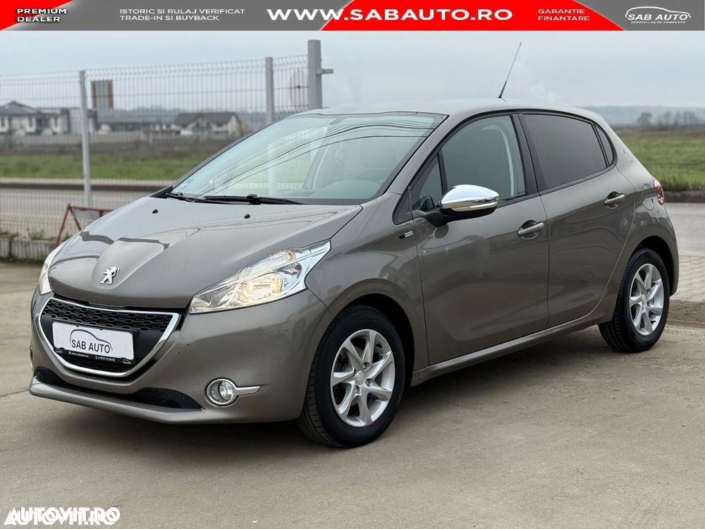 Peugeot 208 82 PureTech Style - 1