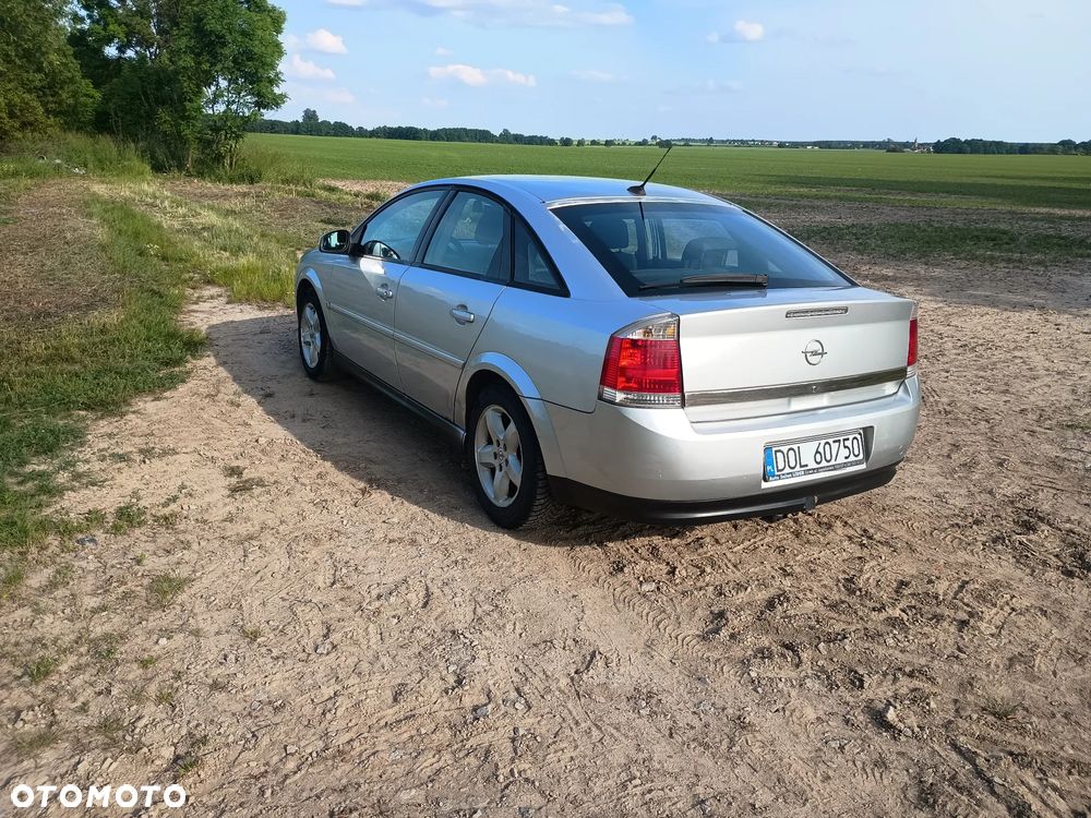 Opel Vectra 1.8 - 3