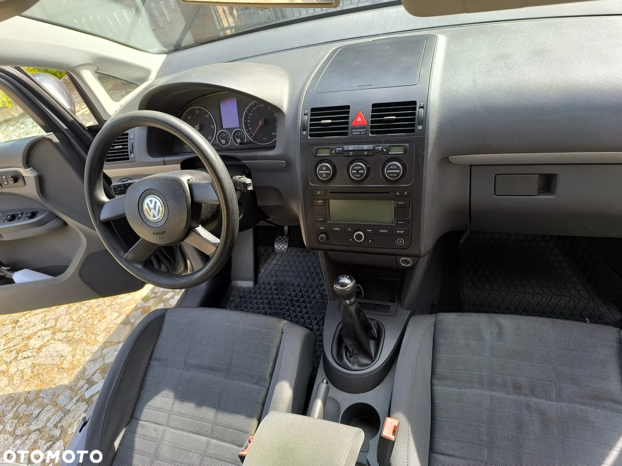 Volkswagen Touran 2.0 TDI Trendline - 10