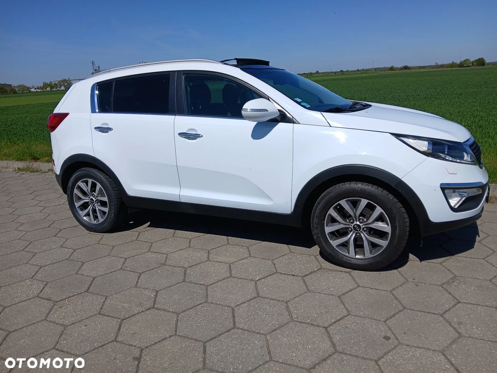Kia Sportage 1.7 CRDI 2WD ISG Dream-Team Edition - 29