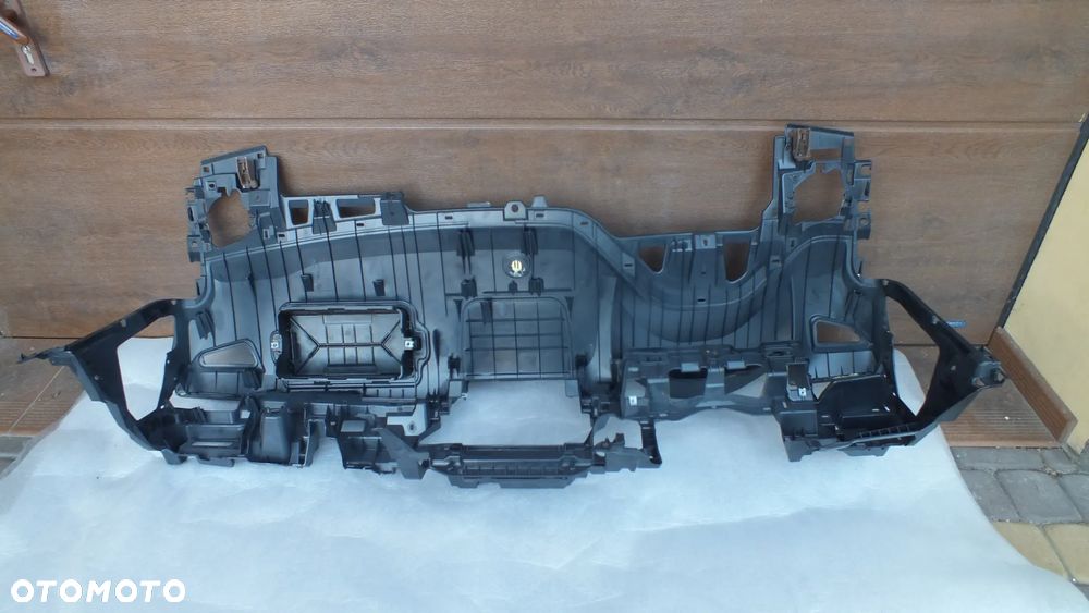 Konsola deska rozdzielcza Toyota Corolla E21 - 6