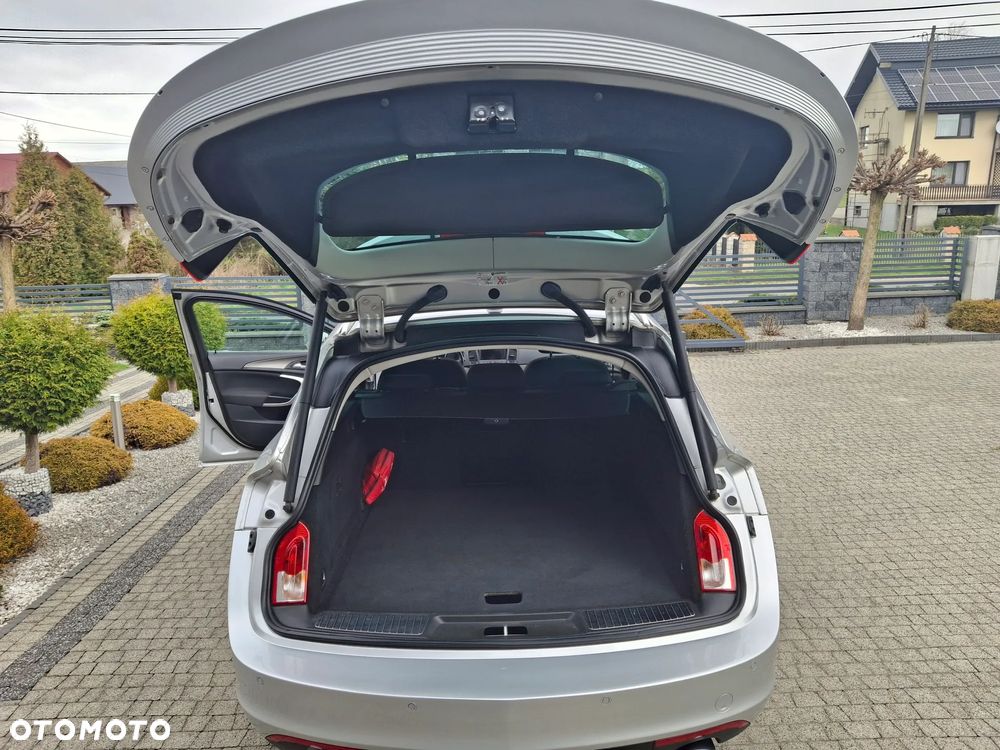 Opel Insignia 1.6 Turbo Cosmo - 35