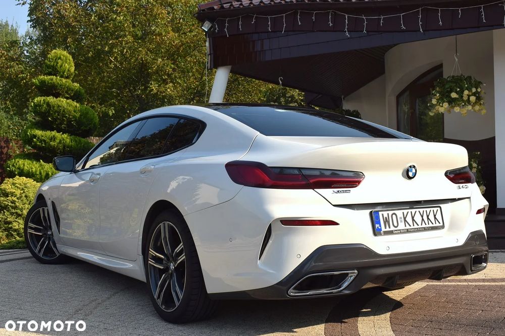 BMW Seria 8 840i xDrive - 23
