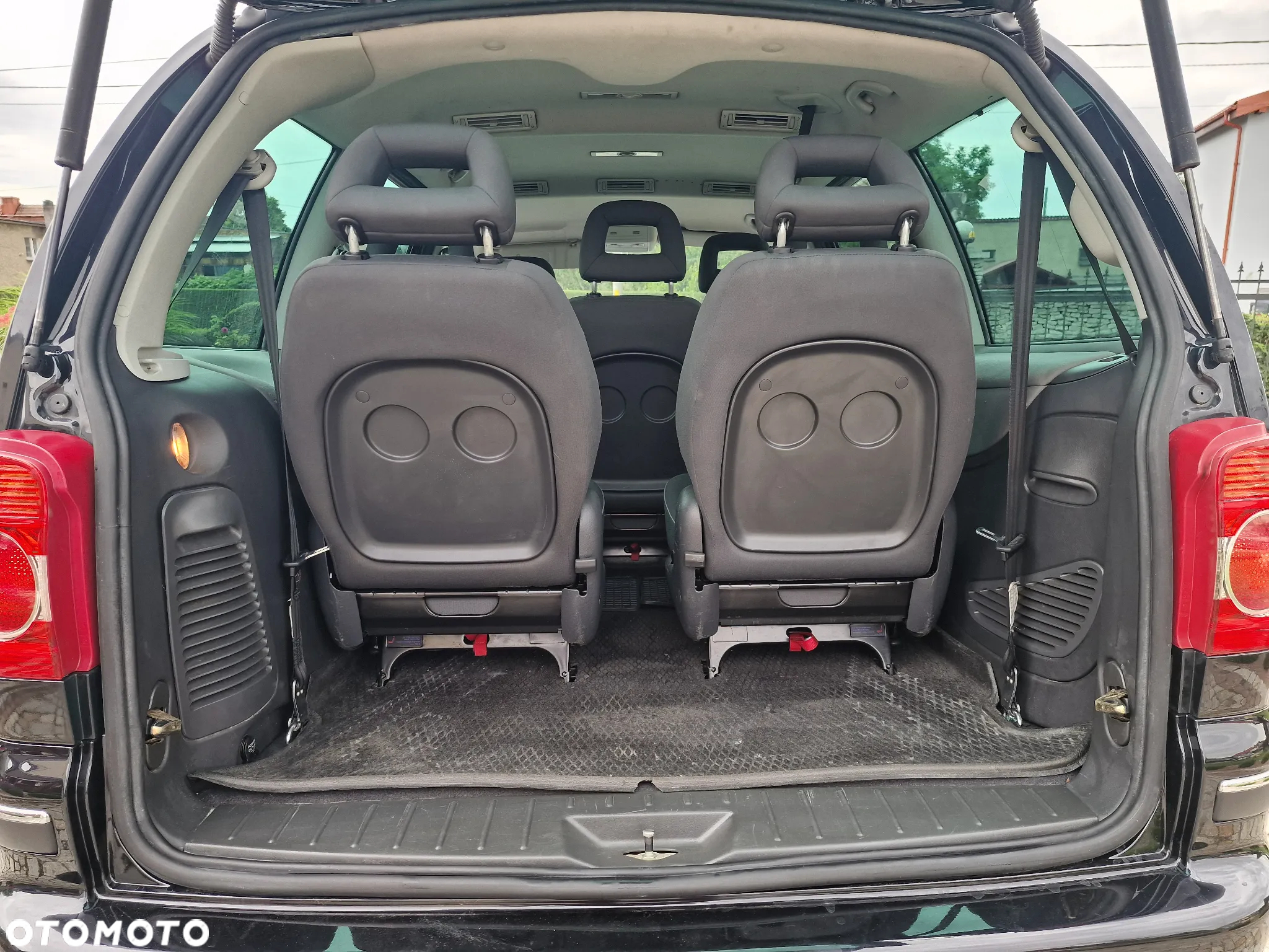 Volkswagen Sharan 2.0 TDI DPF Highline - 16