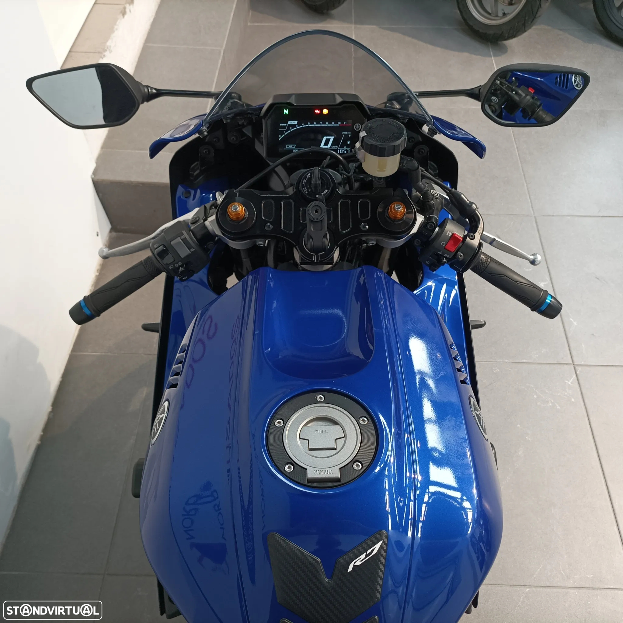 Yamaha R 7 - 8