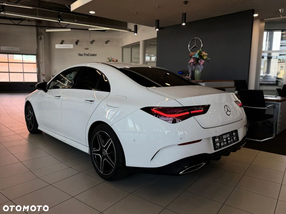 Mercedes-Benz CLA 200 AMG Line 7G-DCT - 4